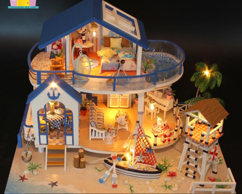 Blue Sea Legend miniature house